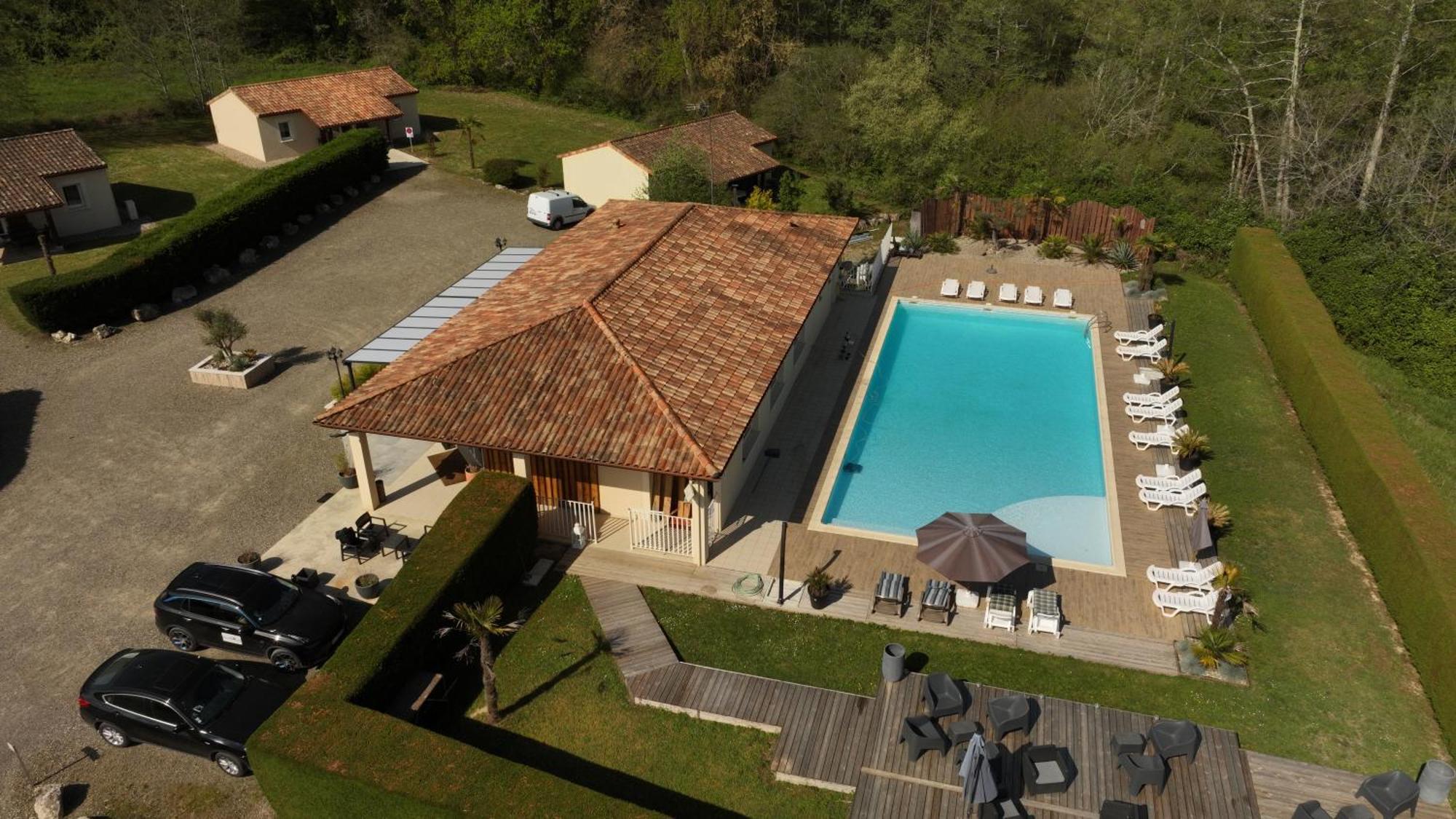 Hotel Les Lodges D'欧兹 外观 照片
